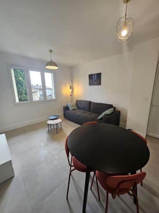 T 2 Lumineux Drome Des Collines Apartment Chateauneuf-de-Galaure ภายนอก รูปภาพ
