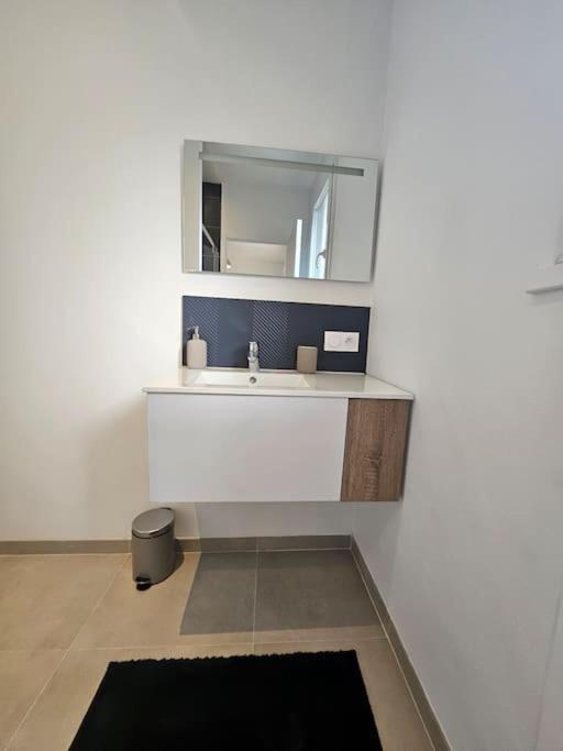 T 2 Lumineux Drome Des Collines Apartment Chateauneuf-de-Galaure ภายนอก รูปภาพ
