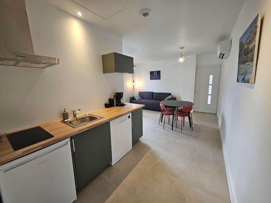 T 2 Lumineux Drome Des Collines Apartment Chateauneuf-de-Galaure ภายนอก รูปภาพ